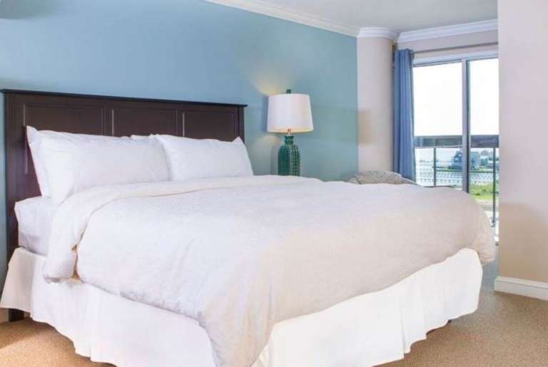 Bask Hotel At Big Rock Landing Морхед Сити Екстериор снимка
